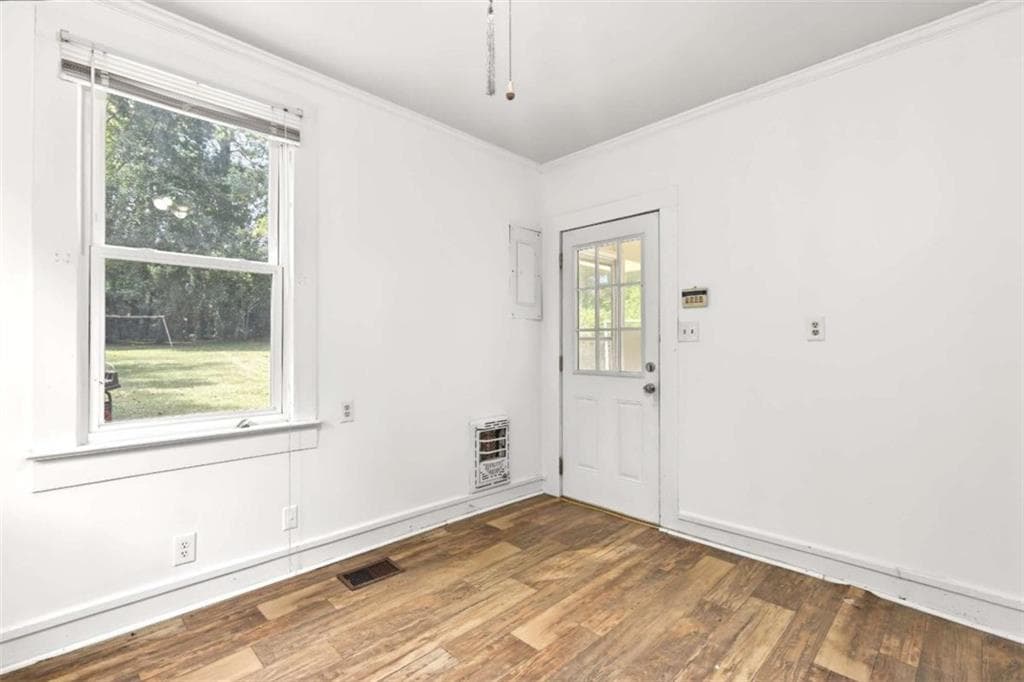 2 bedroom, 1 bathroom, 1,370 sq ft single family residence for sale at 7 Georgia Avenue, Hampton, GA 30228 — photo 8