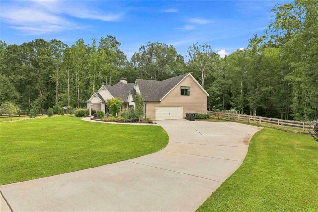 4 bedroom, 4 bathroom, 3,293 sq ft single family residence under contract at 230 Windchime Way, Tyrone, GA 30290 — photo 4