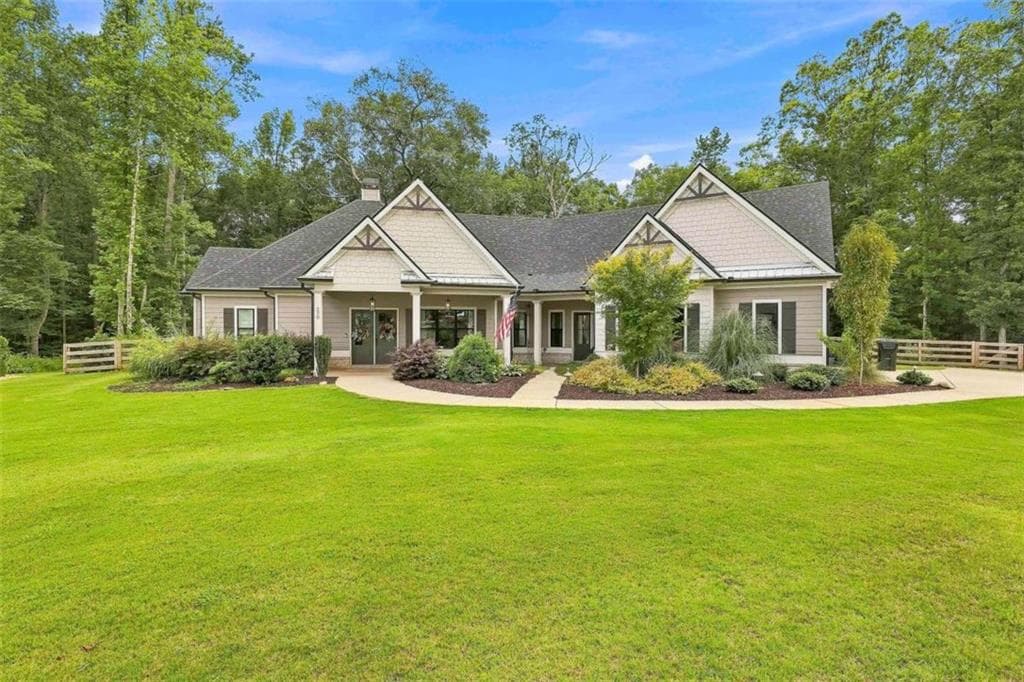 4 bedroom, 4 bathroom, 3,293 sq ft single family residence under contract at 230 Windchime Way, Tyrone, GA 30290 — photo 5