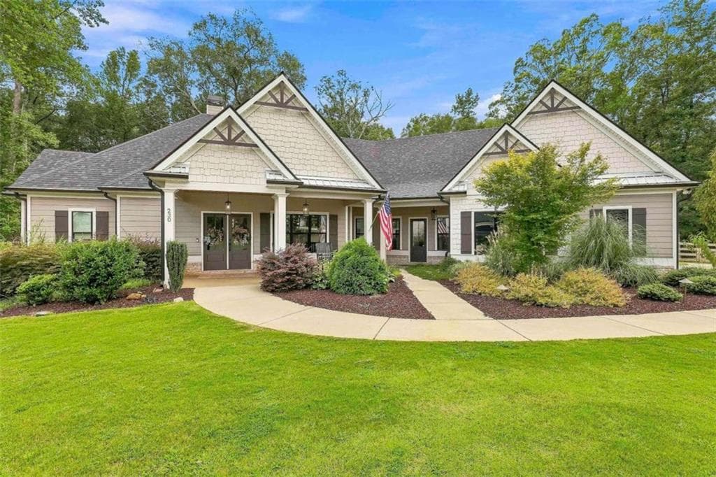 4 bedroom, 4 bathroom, 3,293 sq ft single family residence under contract at 230 Windchime Way, Tyrone, GA 30290 — photo 6