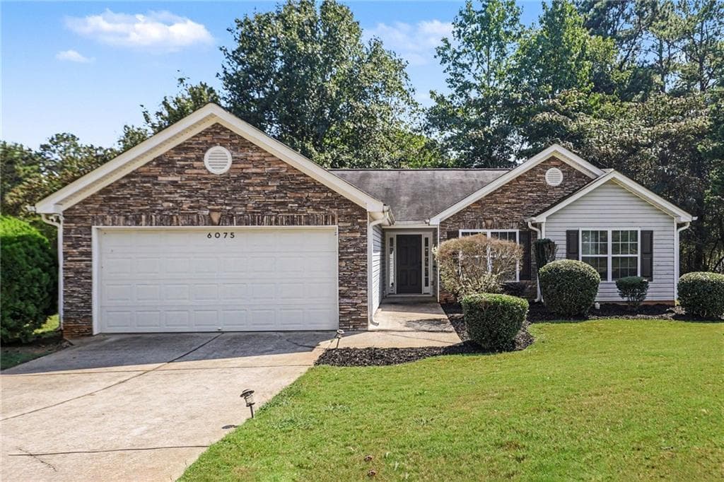 3 bedroom, 2 bathroom, 1,414 sq ft single family residence for sale at 6075 Castlegate Drive, Douglasville, GA 30135 — photo 1 of 32