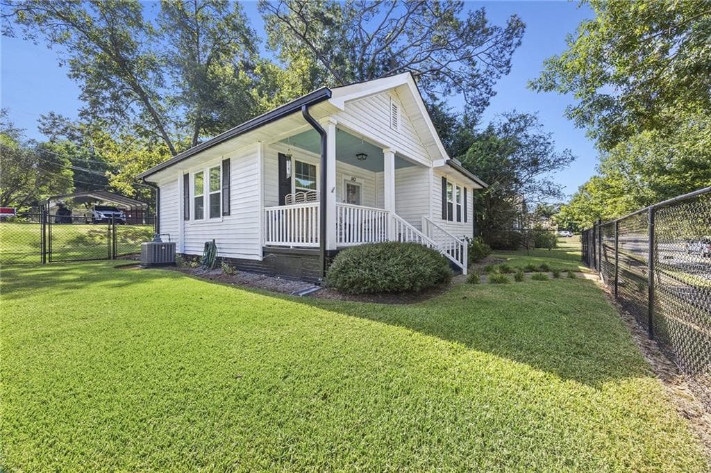 1 bedroom, 1 bathroom, 832 sq ft single family residence for sale at 143 O Street, Thomaston, GA 30286