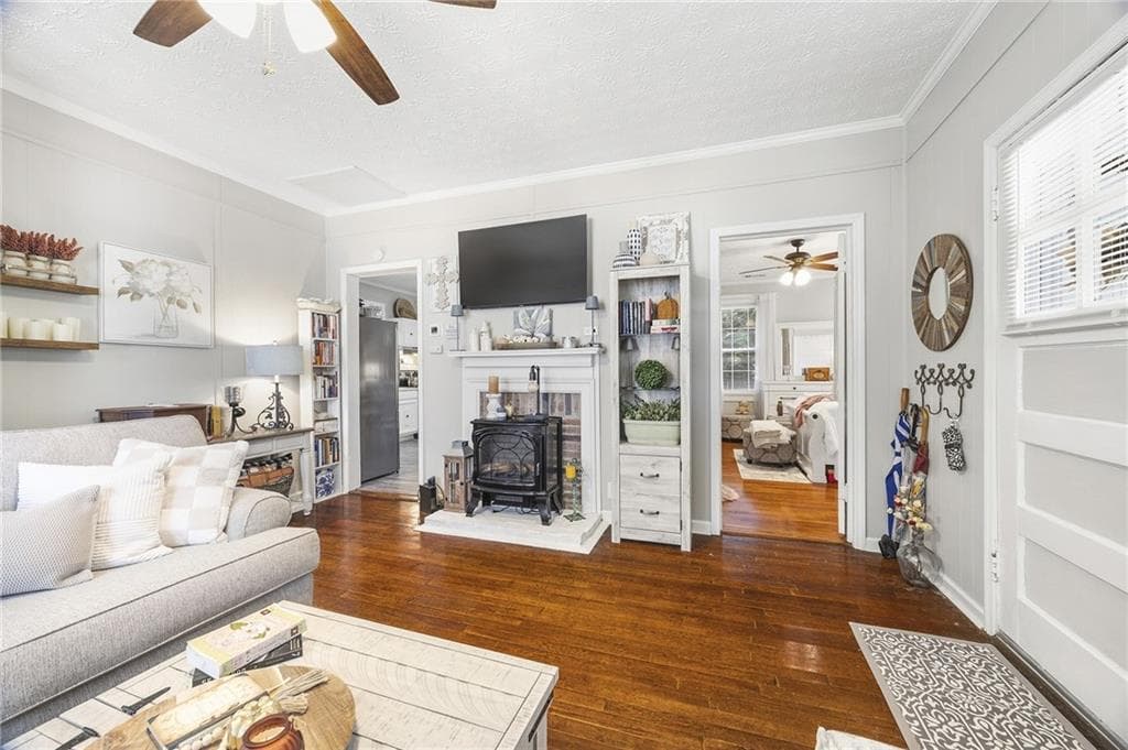 1 bedroom, 1 bathroom, 832 sq ft single family residence for sale at 143 O Street, Thomaston, GA 30286 — photo 9