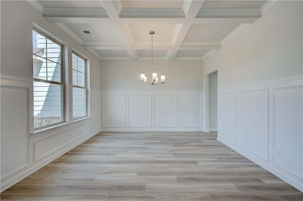 5 bedroom, 4 bathroom, 4,010 sq ft single family residence for sale at 745 Dunlake Way, Locust Grove, GA 30248 — photo 6