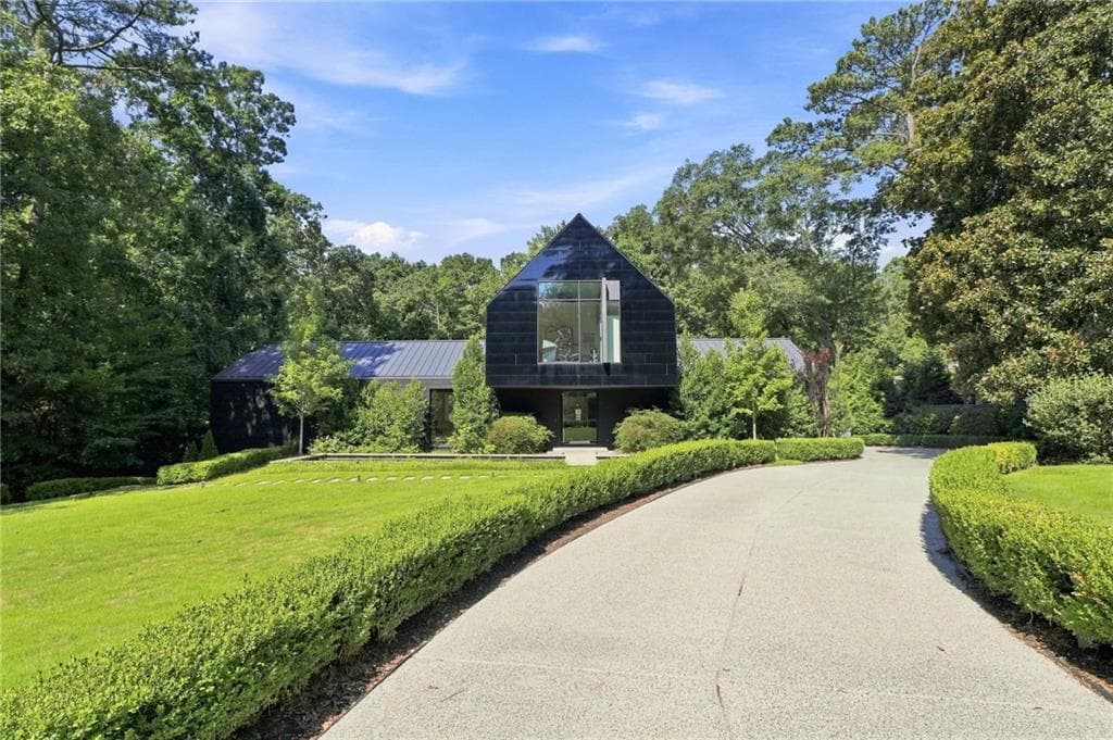 5 bedroom, 8 bathroom, 8,275 sq ft single family residence for sale at 2716 Ridgewood Road, Atlanta, GA 30327 — photo 2