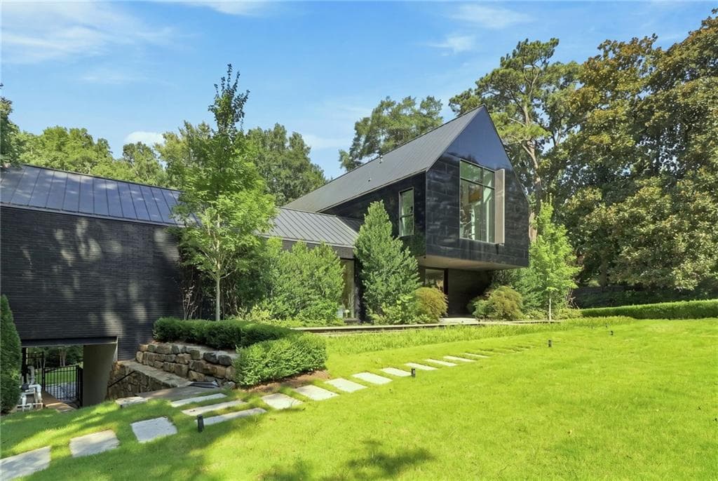 5 bedroom, 8 bathroom, 8,275 sq ft single family residence for sale at 2716 Ridgewood Road, Atlanta, GA 30327 — photo 3
