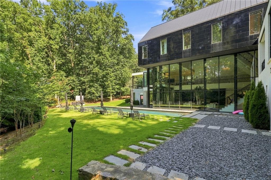 5 bedroom, 8 bathroom, 8,275 sq ft single family residence for sale at 2716 Ridgewood Road, Atlanta, GA 30327 — photo 5