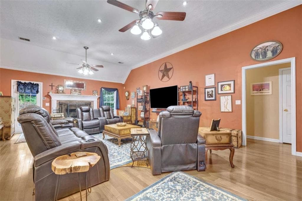 5 bedroom, 2 bathroom, 2,061 sq ft single family residence for sale at 30 Bermuda Way, Covington, GA 30016 — photo 5