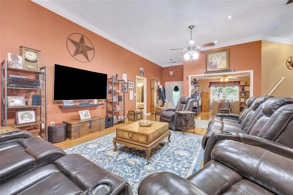 5 bedroom, 2 bathroom, 2,061 sq ft single family residence for sale at 30 Bermuda Way, Covington, GA 30016 — photo 6