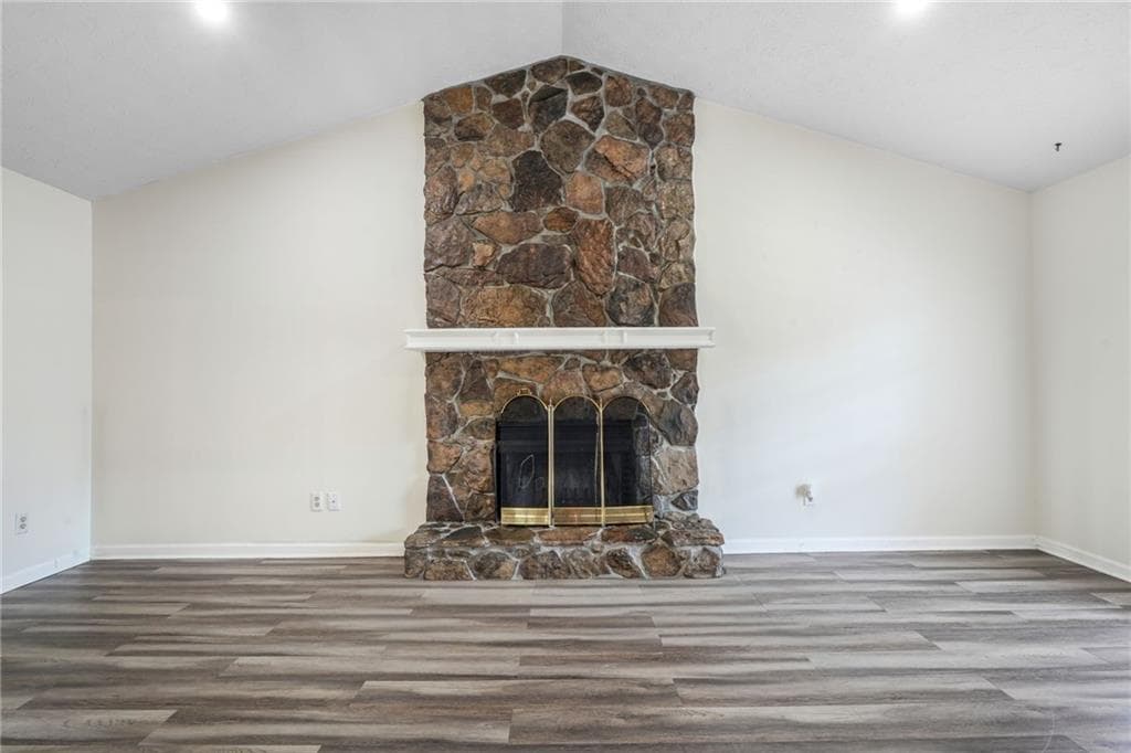 3 bedroom, 2 bathroom, 1,594 sq ft single family residence for sale at 1349 Ashbrook Drive, Lawrenceville, GA 30043 — photo 8