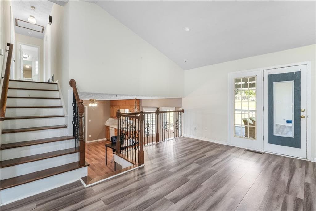 3 bedroom, 2 bathroom, 1,594 sq ft single family residence for sale at 1349 Ashbrook Drive, Lawrenceville, GA 30043 — photo 9