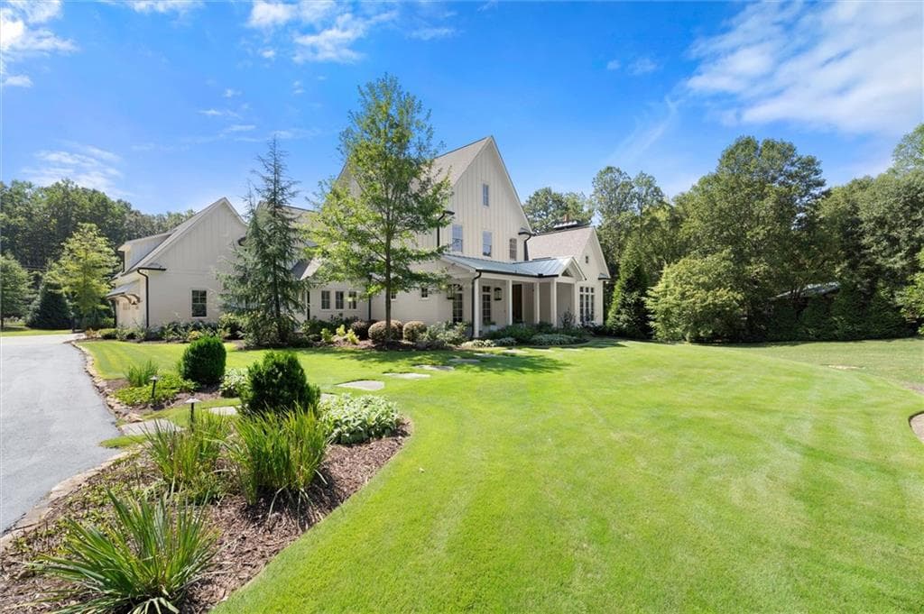 6 bedroom, 8 bathroom, 8,196 sq ft single family residence for sale at 15995 Freemanville Road, Milton, GA 30004 — photo 3