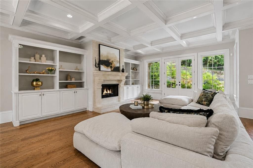 7 bedroom, 10 bathroom, 12,255 sq ft single family residence for sale at 453 Londonberry Road, Atlanta, GA 30327 — photo 7