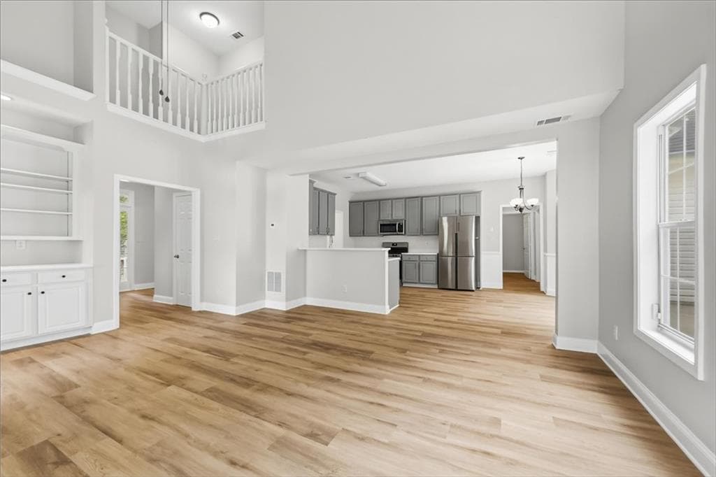 4 bedroom, 3 bathroom, 2,394 sq ft single family residence for sale at 190 Jay Trail, Fayetteville, GA 30215 — photo 3