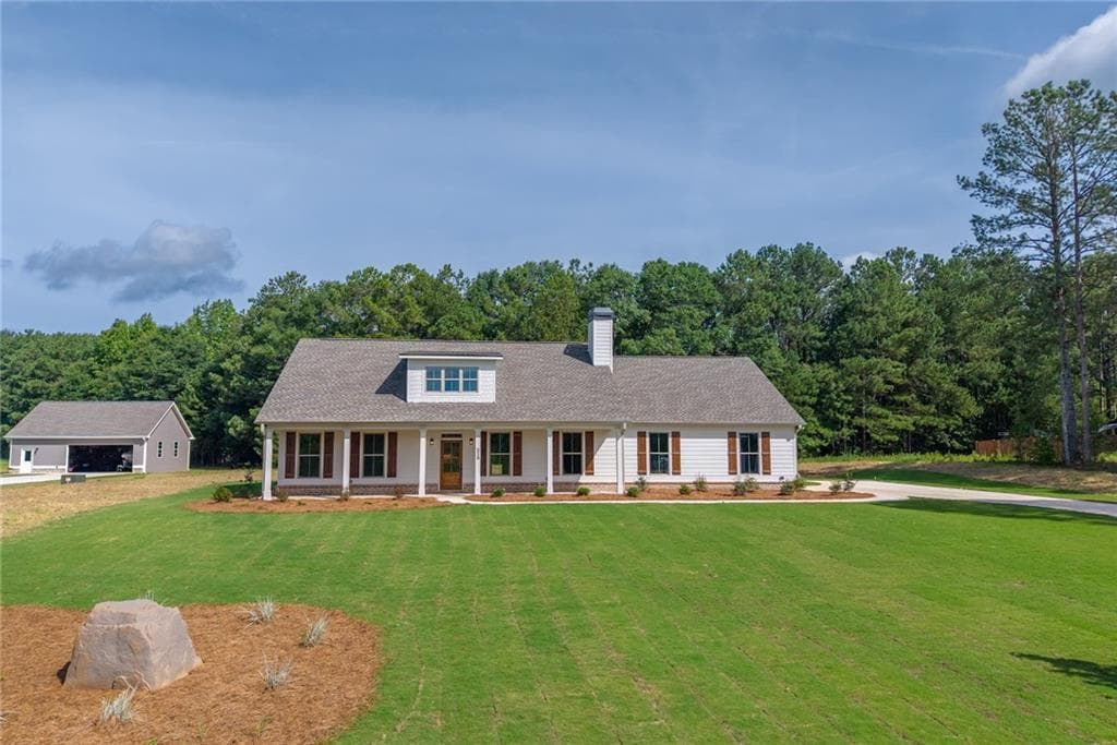 4 bedroom, 3 bathroom, 2,162 sq ft single family residence for sale at 218 Woodfin Way, Social Circle, GA 30025 — photo 4