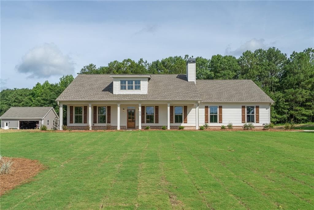 4 bedroom, 3 bathroom, 2,162 sq ft single family residence for sale at 218 Woodfin Way, Social Circle, GA 30025 — photo 5