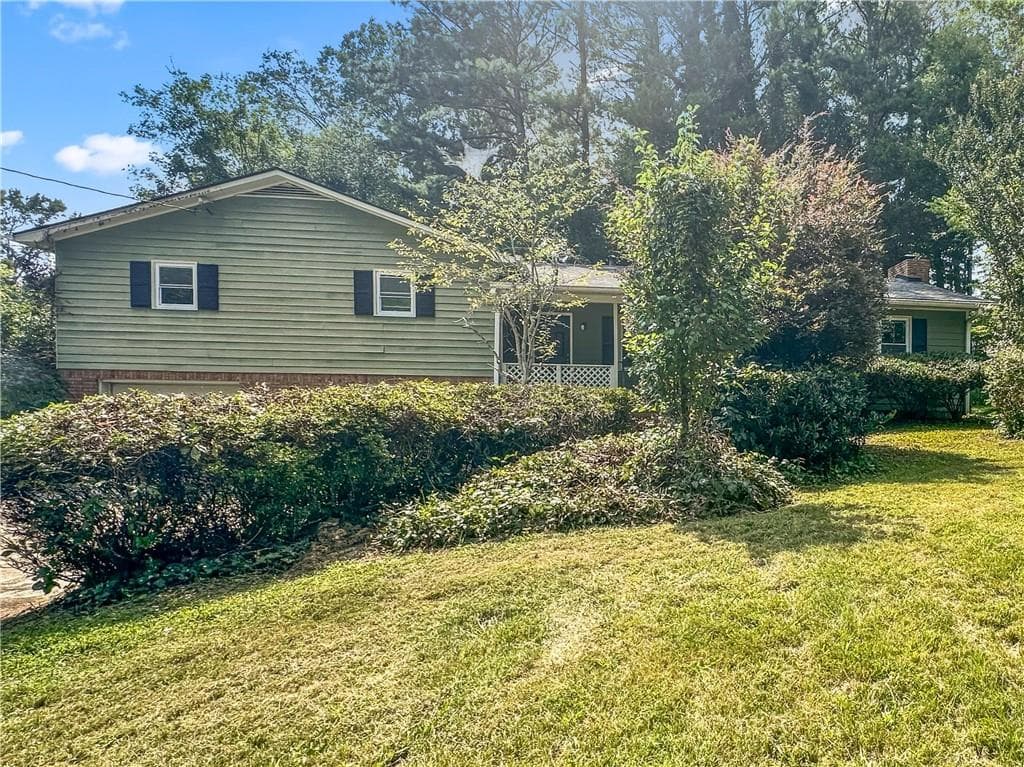 3 bedroom, 2 bathroom, 1,862 sq ft single family residence for rent at 4231 Marsh Road, Marietta, GA 30066 for $2,065 a month — photo 2