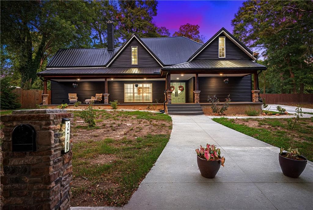 5 bedroom, 7 bathroom, 4,700 sq ft single family residence for sale at 270 Baker Street, Royston, GA 30662