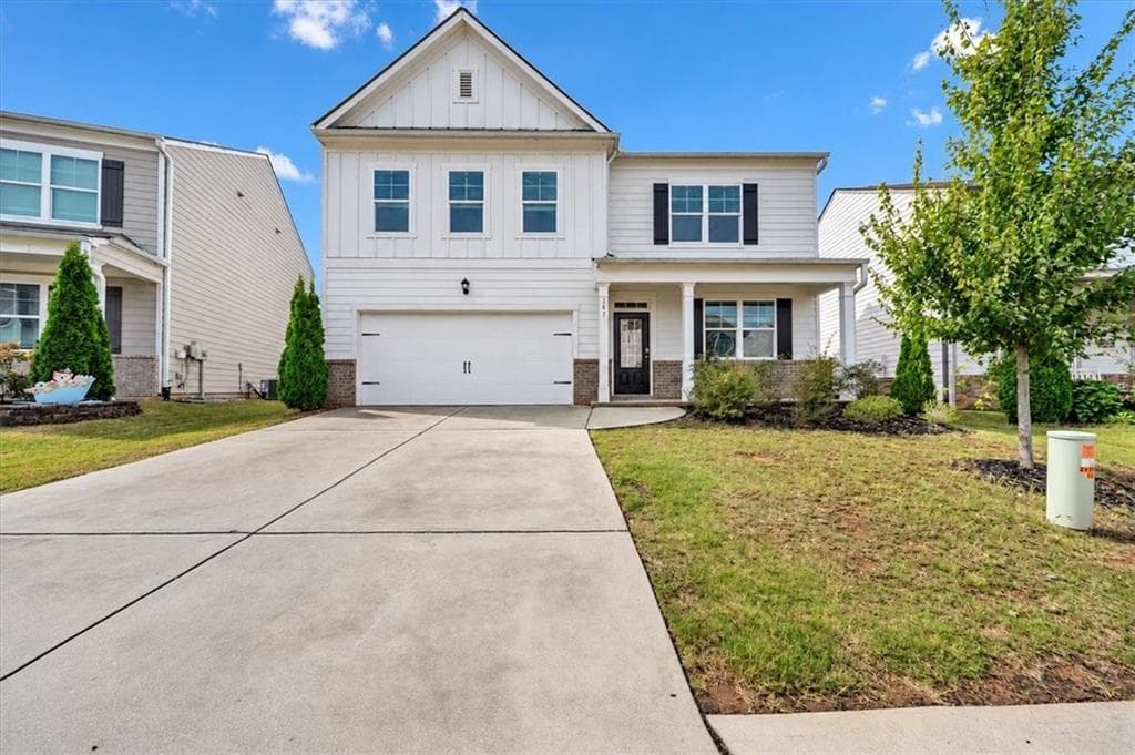 5 bedroom, 3 bathroom, 2,856 sq ft single family residence for rent at 167 Fernbrook Trail, Dawsonville, GA 30534 for $2,500 a month — photo 2