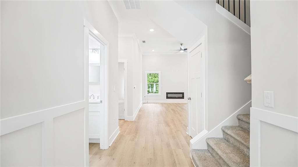 5 bedroom, 4 bathroom, 2,876 sq ft single family residence for sale at 3902 Bouldercrest Road, Ellenwood, GA 30294 — photo 3