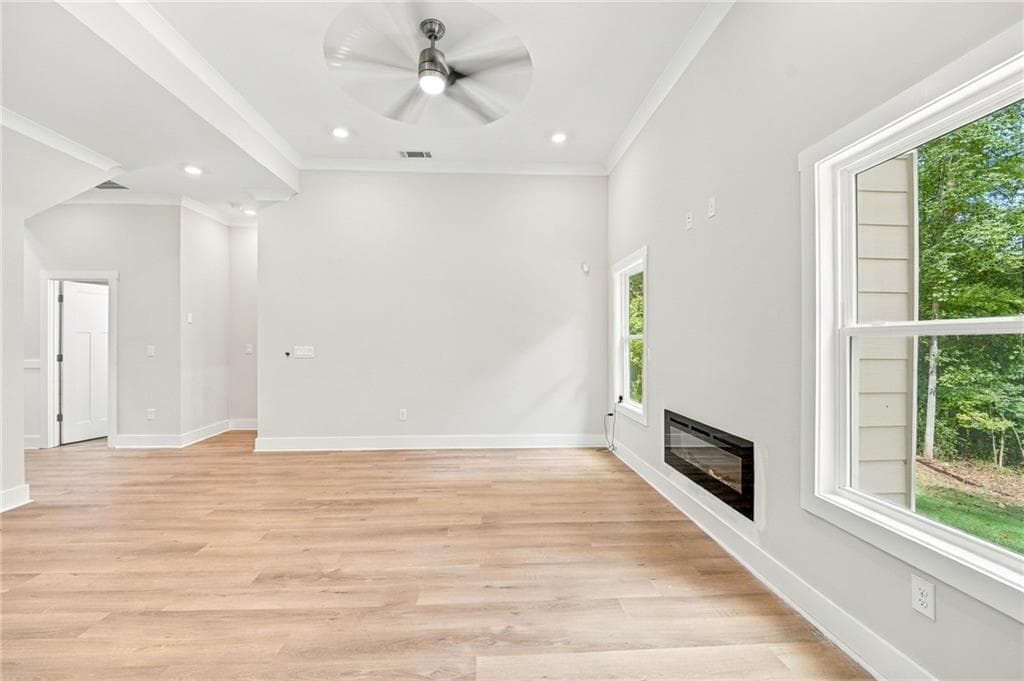 5 bedroom, 4 bathroom, 2,876 sq ft single family residence for sale at 3902 Bouldercrest Road, Ellenwood, GA 30294 — photo 9
