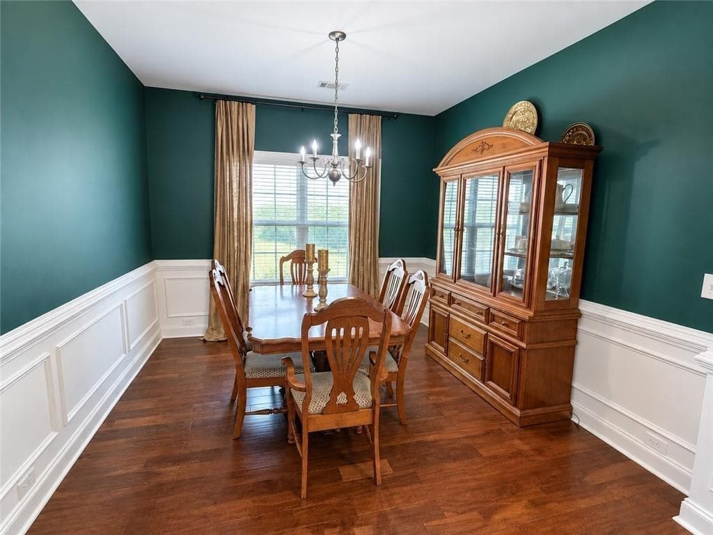 3 bedroom, 3 bathroom, 2,540 sq ft single family residence for sale at 5151 Apple Grove Road, Buford, GA 30519 — photo 6