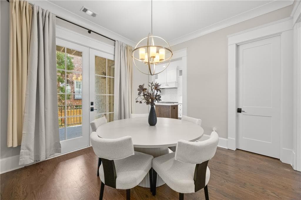 4 bedroom, 5 bathroom, 2,911 sq ft townhouse for sale at 3715 Peachtree Road 9, Atlanta, GA 30319 — photo 9