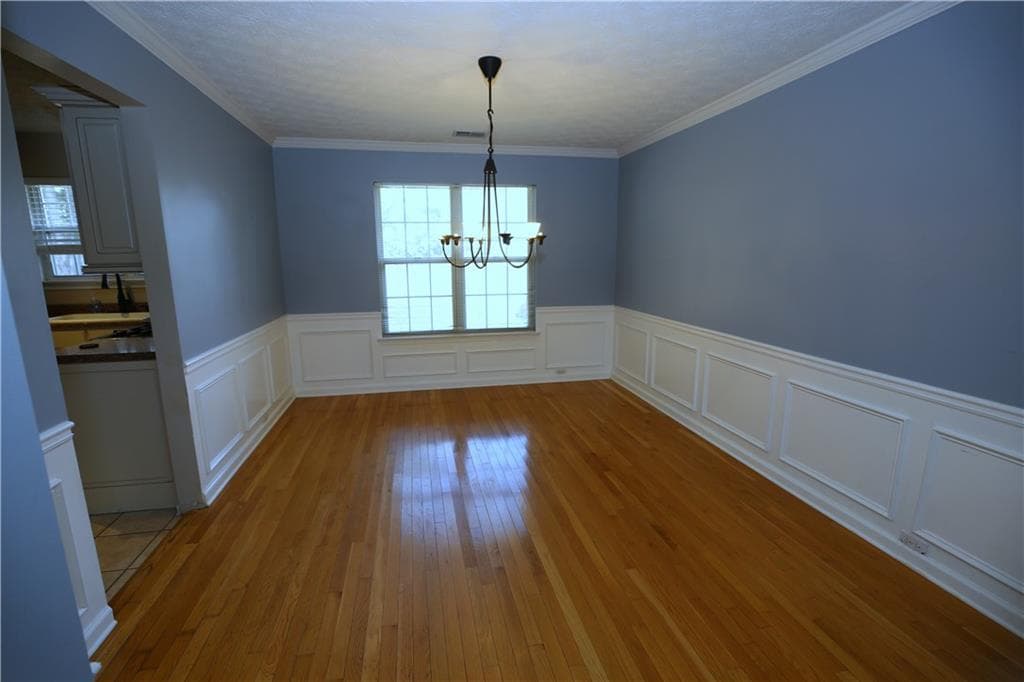 3 bedroom, 3 bathroom, 2,028 sq ft single family residence for sale at 4246 Brighton Way, Kennesaw, GA 30144 — photo 5