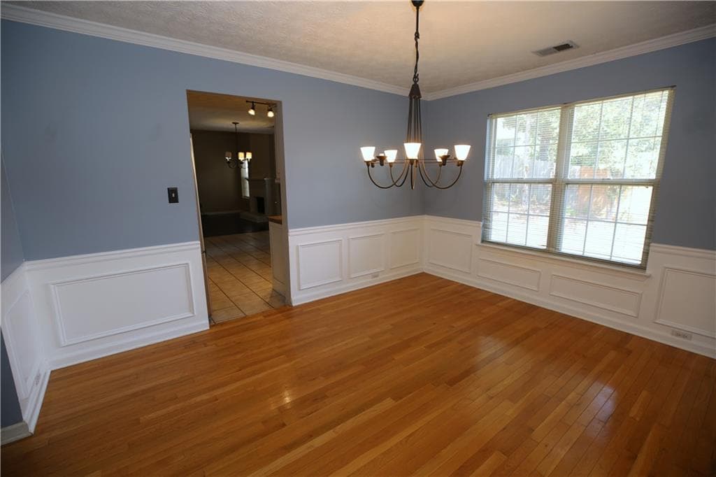 3 bedroom, 3 bathroom, 2,028 sq ft single family residence for sale at 4246 Brighton Way, Kennesaw, GA 30144 — photo 8