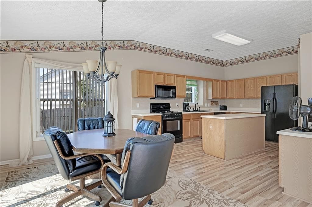 4 bedroom, 2 bathroom, 2,235 sq ft single family residence for sale at 19 Meadow Crest Court, Powder Springs, GA 30127 — photo 9