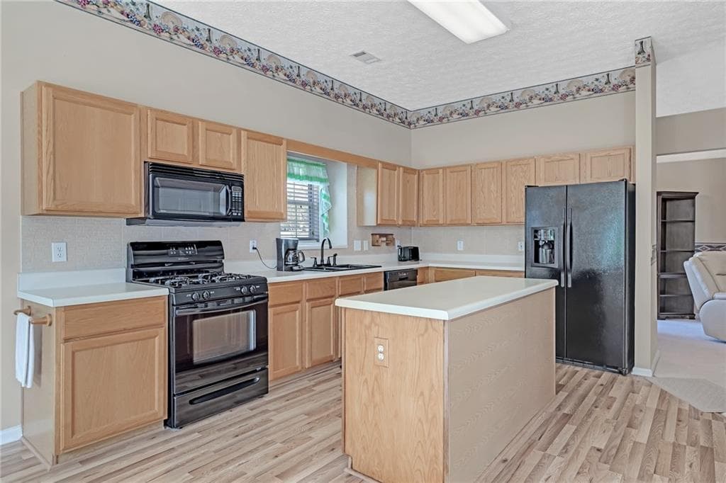 4 bedroom, 2 bathroom, 2,235 sq ft single family residence for sale at 19 Meadow Crest Court, Powder Springs, GA 30127 — photo 10