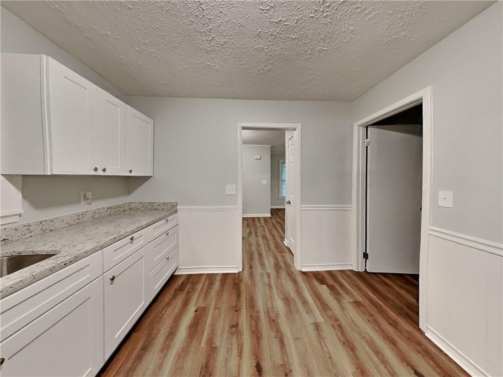 3 bedroom, 1 bathroom, 1,560 sq ft single family residence for rent at 1125 Curtis Drive, Forest Park, GA 30297 for $1,465 a month — photo 4