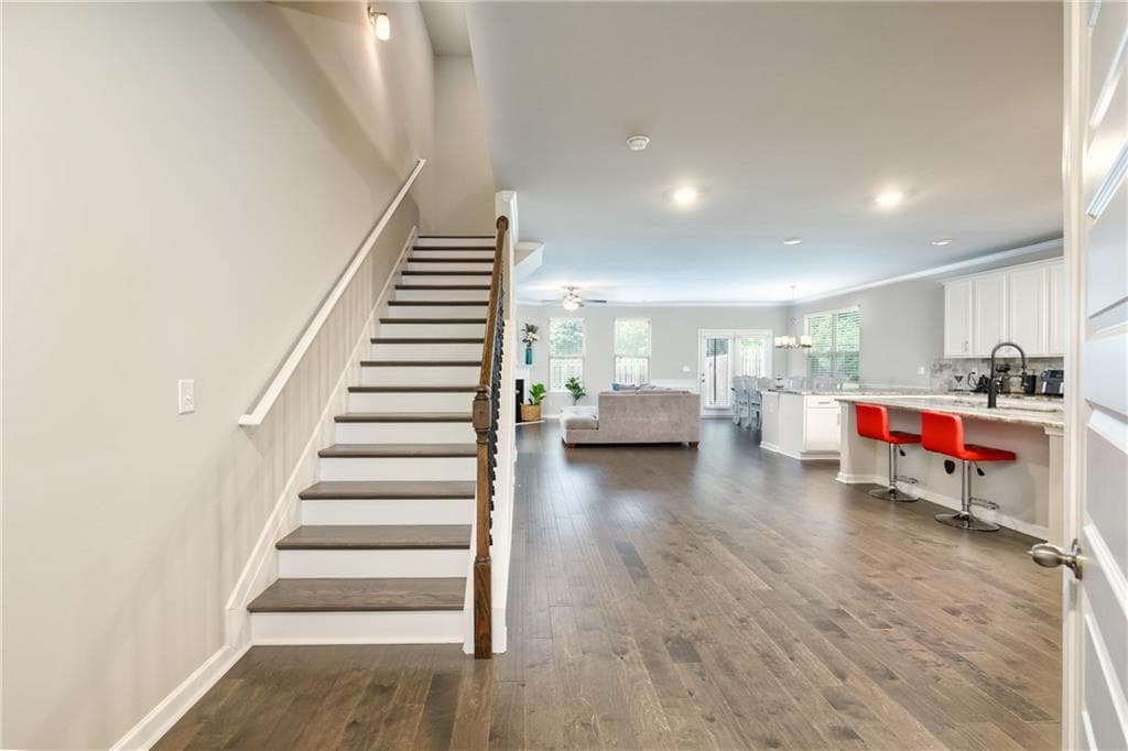 4 bedroom, 3 bathroom, 2,196 sq ft townhouse for sale at 2658 Wild Laurel Court, Norcross, GA 30071 — photo 4