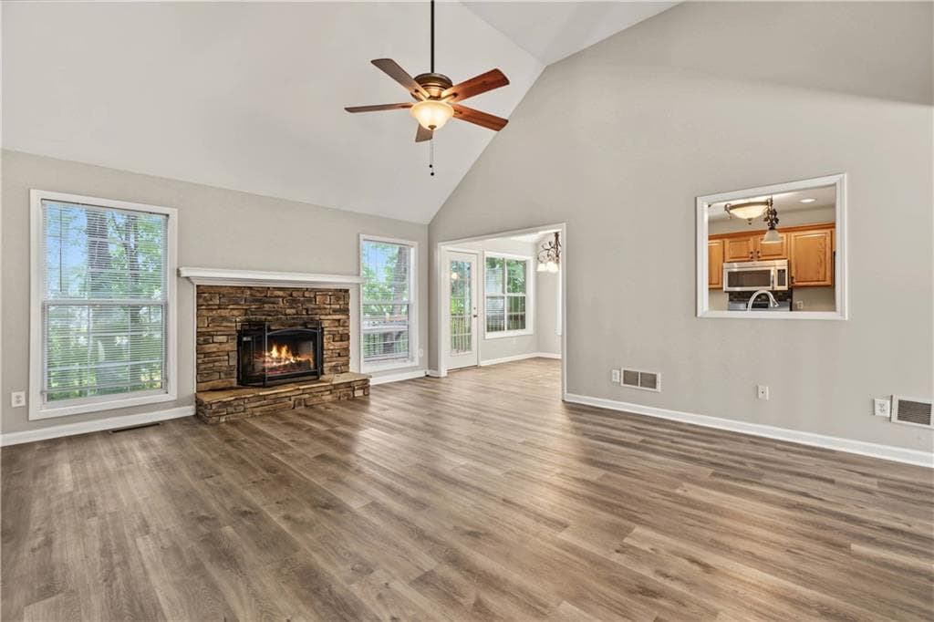 3 bedroom, 2 bathroom, 1,674 sq ft single family residence for sale at 5360 Otter Creek Run Run, Cumming, GA 30040 — photo 5