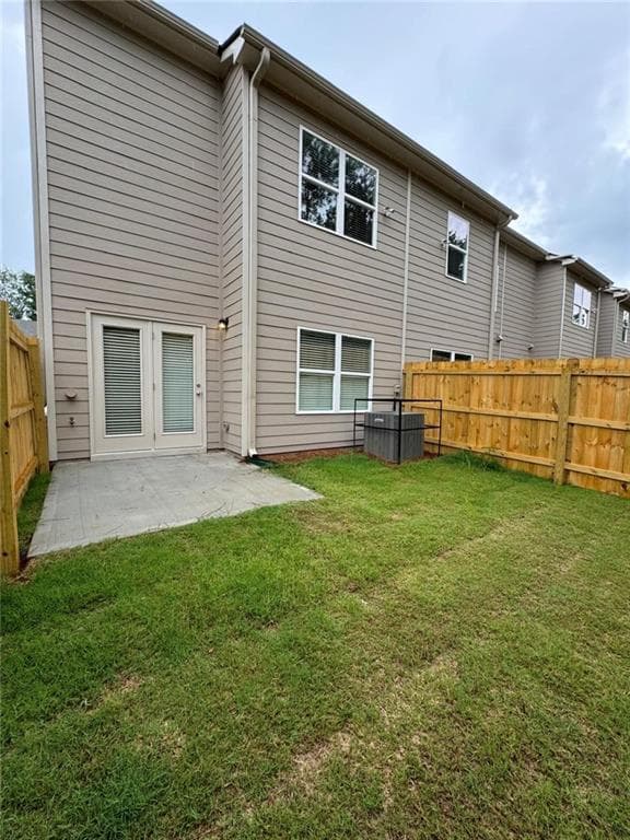 3 bedroom, 3 bathroom, 1,539 sq ft townhouse for rent at 5762 Calle Vista Drive, Lithonia, GA 30058 for $2,100 a month — photo 3