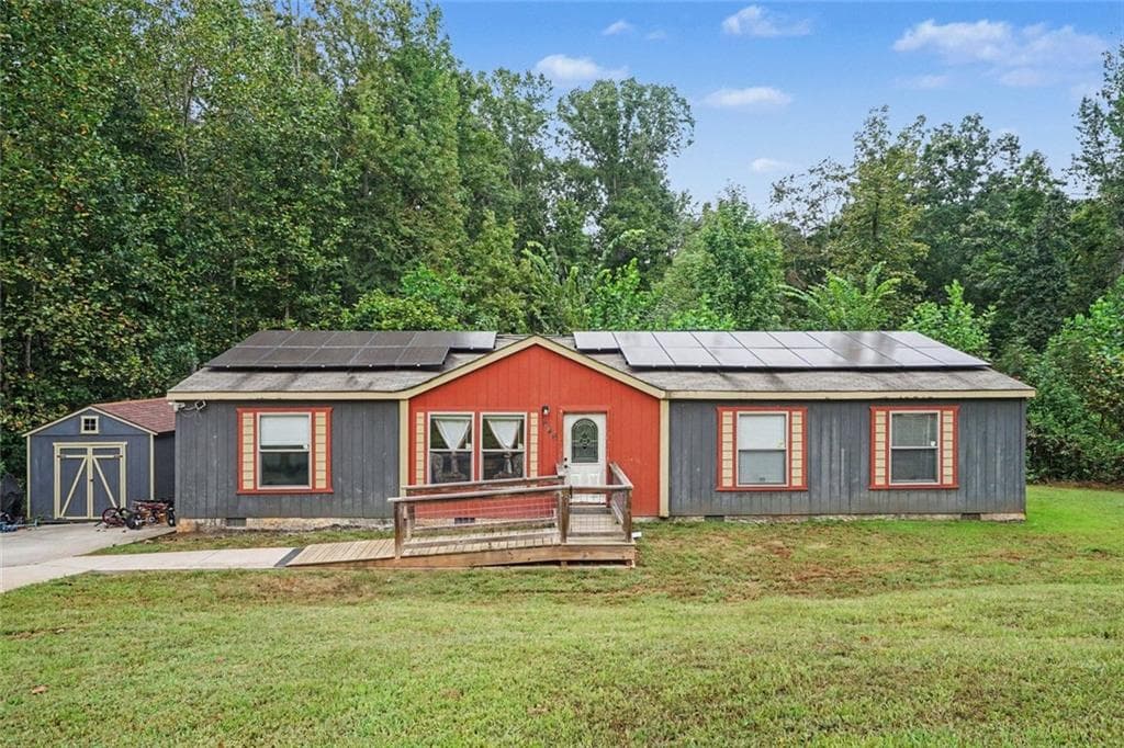 3 bedroom, 2 bathroom, 1,920 sq ft single family residence for sale at 646 Ivy Creek Drive, Nicholson, GA 30565 — photo 3