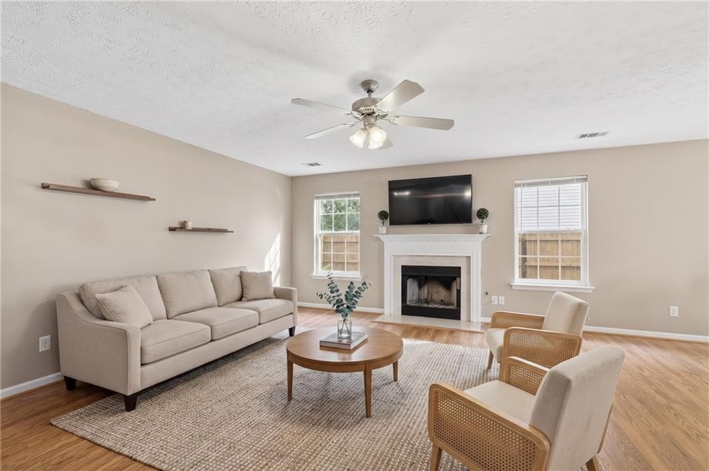 3 bedroom, 3 bathroom, 1,848 sq ft single family residence for sale at 313 Westminster Drive, Canton, GA 30114 — photo 3