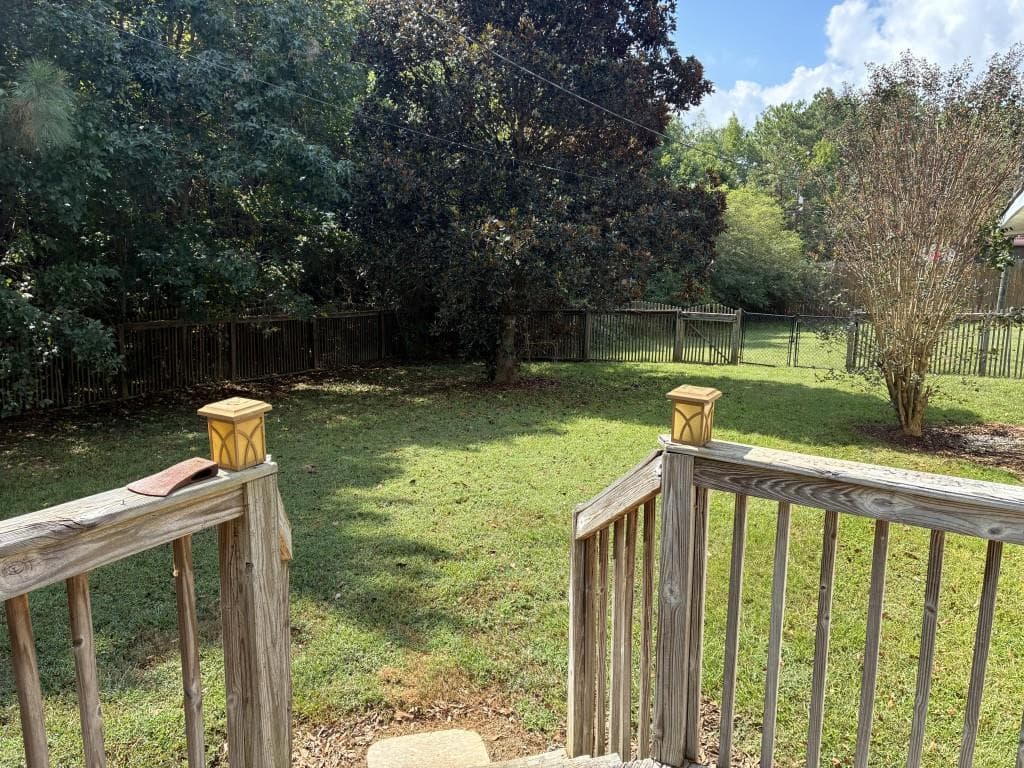 3 bedroom, 3 bathroom, 1,668 sq ft single family residence under contract at 2307 HIGHWAY 16 EAST, Newnan, GA 30263 — photo 5