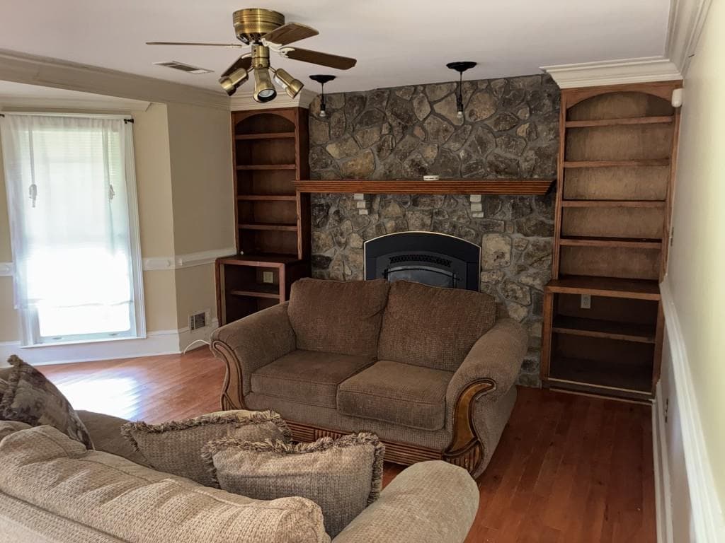 3 bedroom, 3 bathroom, 1,668 sq ft single family residence under contract at 2307 HIGHWAY 16 EAST, Newnan, GA 30263 — photo 7