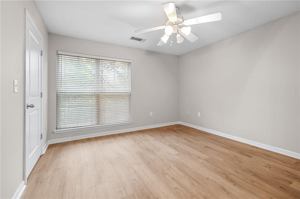 3 bedroom, 3 bathroom, 1,406 sq ft condominium for sale at 1035 Barnett Shoals Road 931, Athens, GA 30605 — photo 10