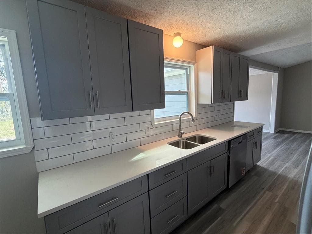 3 bedroom, 2 bathroom, 1,450 sq ft single family residence for sale at 3321 Mustang Drive, Powder Springs, GA 30127 — photo 4