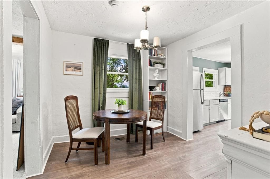 2 bedroom, 1 bathroom, 808 sq ft single family residence for sale at 3383 Lawrence St, Scottdale, GA 30079 — photo 10