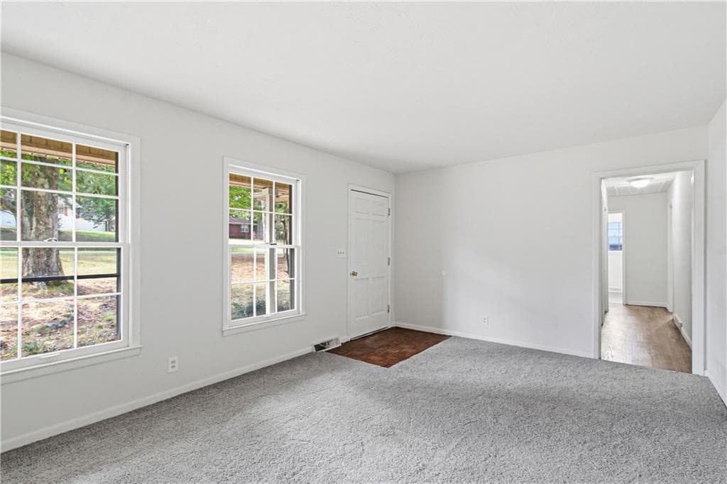 3 bedroom, 2 bathroom, 1,676 sq ft single family residence for sale at 1195 Old Rockmart Road, Silver Creek, GA 30173 — photo 3