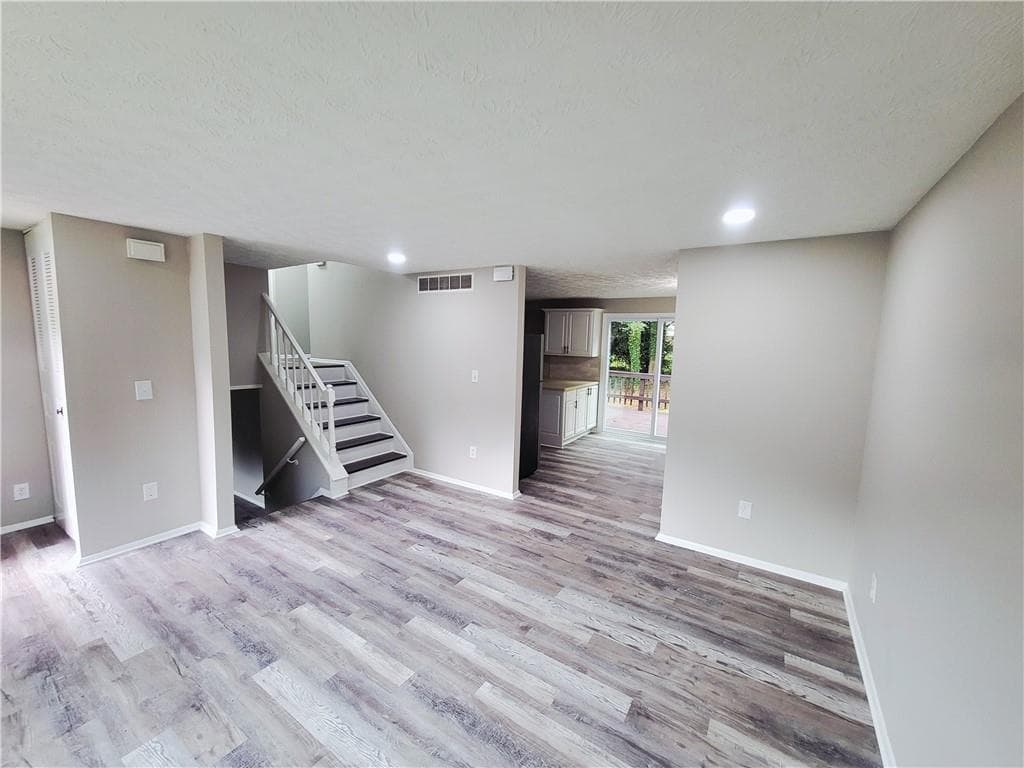 3 bedroom, 2 bathroom, 1,440 sq ft single family residence for sale at 726 Lawndale Court, Norcross, GA 30093 — photo 3