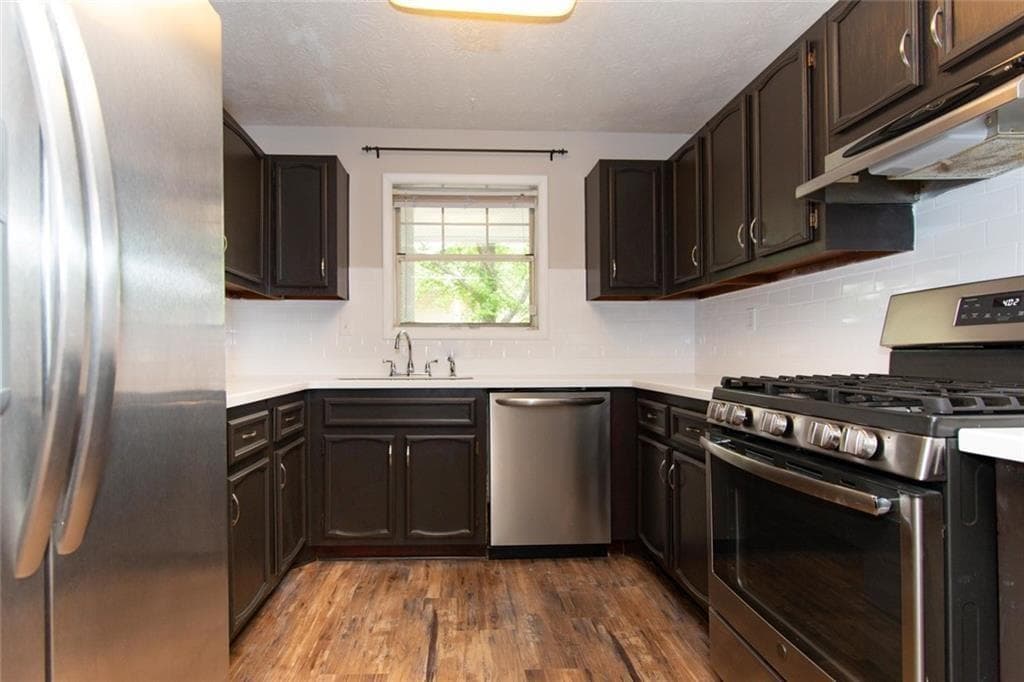 2 bedroom, 1 bathroom, 1,097 sq ft condominium for sale at 2104 Augusta Drive, Marietta, GA 30067 — photo 10