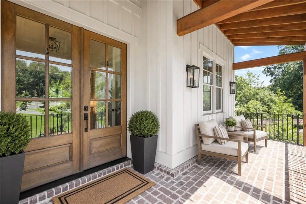 5 bedroom, 5 bathroom, 3,439 sq ft single family residence for sale at 2878 Ollie Avenue, Norcross, GA 30071 — photo 3