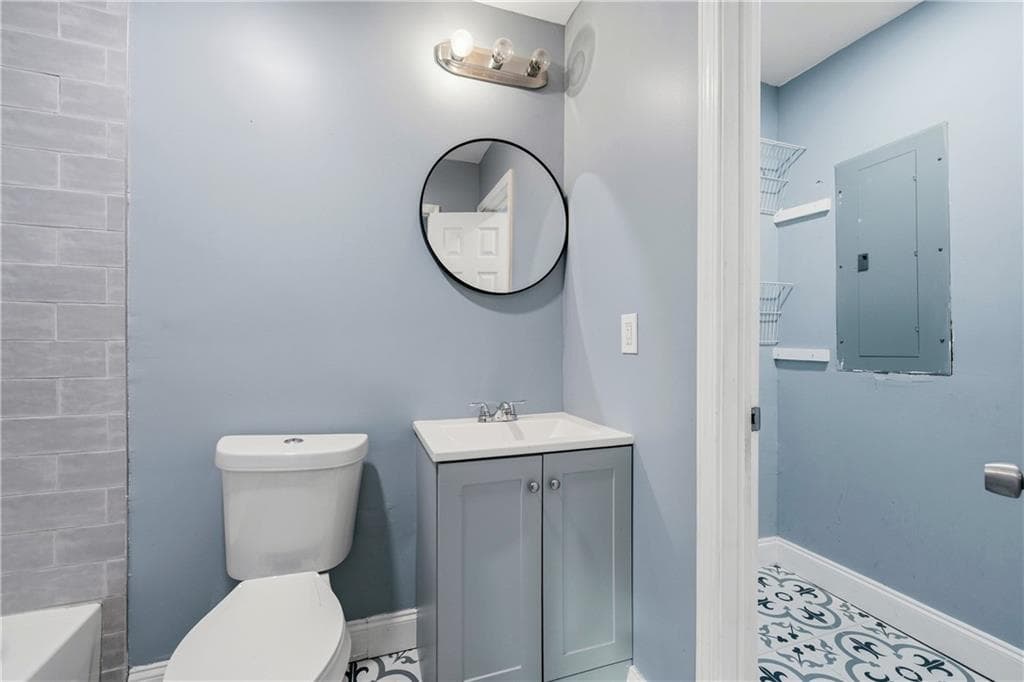 3 bedroom, 2 bathroom, 1,000 sq ft single family residence for sale at 1001 Moreland Drive, Atlanta, GA 30067 — photo 10