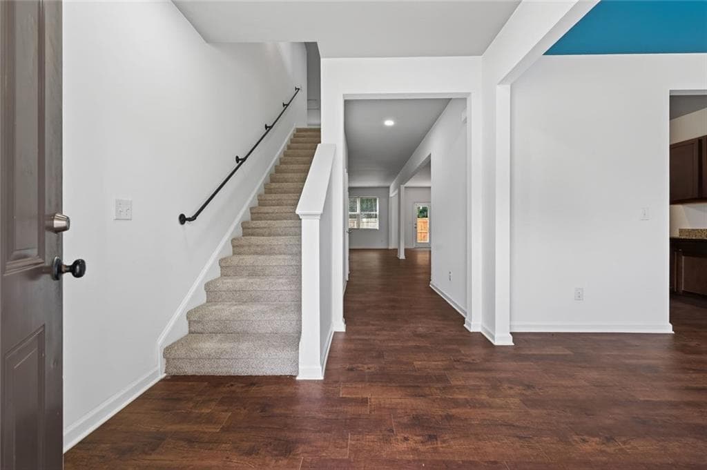 5 bedroom, 3 bathroom, 3,660 sq ft single family residence for sale at 176 Birchfield Way, Dallas, GA 30132 — photo 9