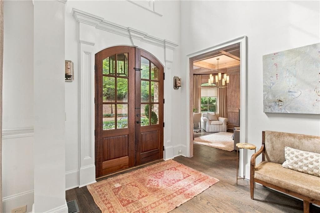 5 bedroom, 6 bathroom, 4,179 sq ft single family residence for sale at 6153 Grand Marina Circle, Gainesville, GA 30506 — photo 6