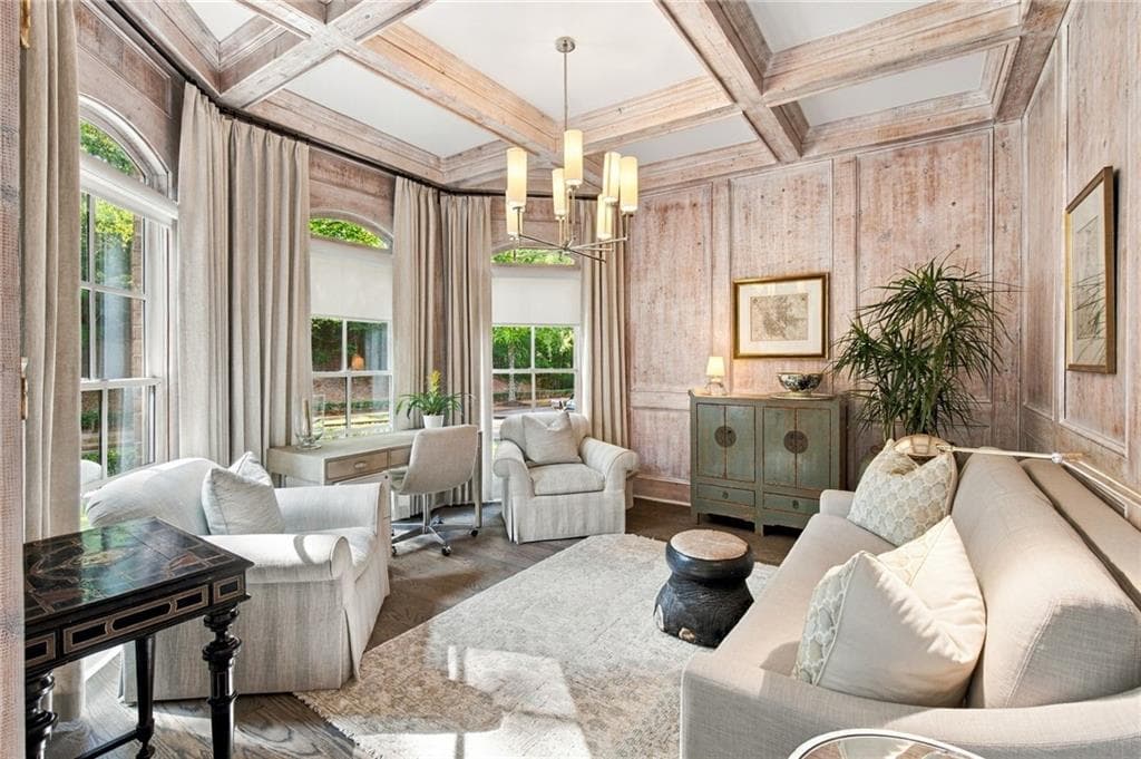 5 bedroom, 6 bathroom, 4,179 sq ft single family residence for sale at 6153 Grand Marina Circle, Gainesville, GA 30506 — photo 7
